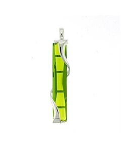 JCEA560 High-Polished 925 Sterling Silver Pendant with Synthetic Synthetic Glass in Peridot-Default Title